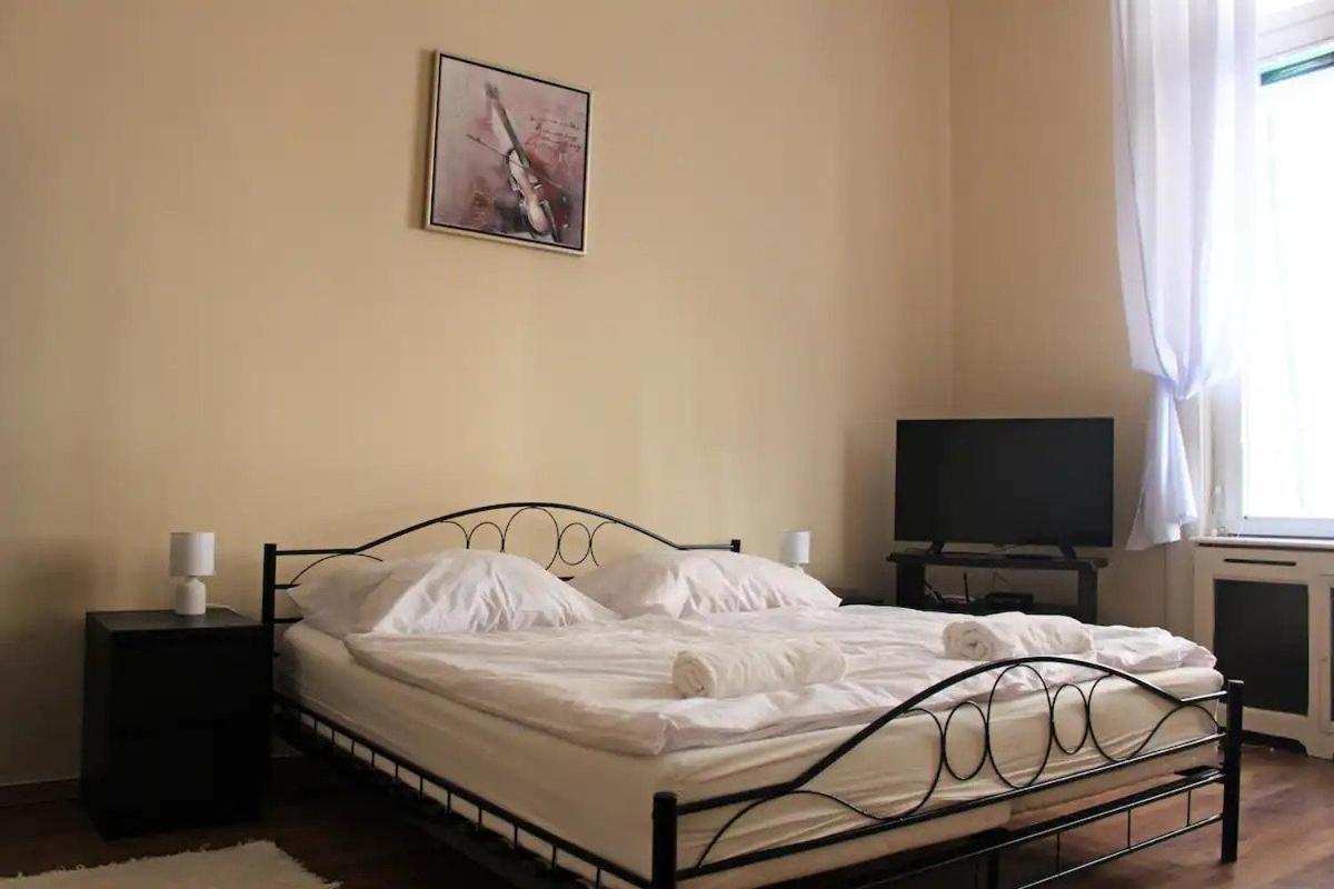 Sonnenberg-Villa Brunner Apartments บูดาเปสต์ ภายนอก รูปภาพ